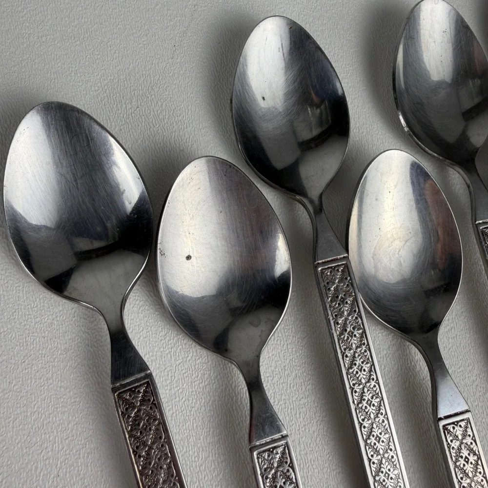 Rogers International Teaspoons (Vogue) Set of 6 Stainless Geometric Flatware